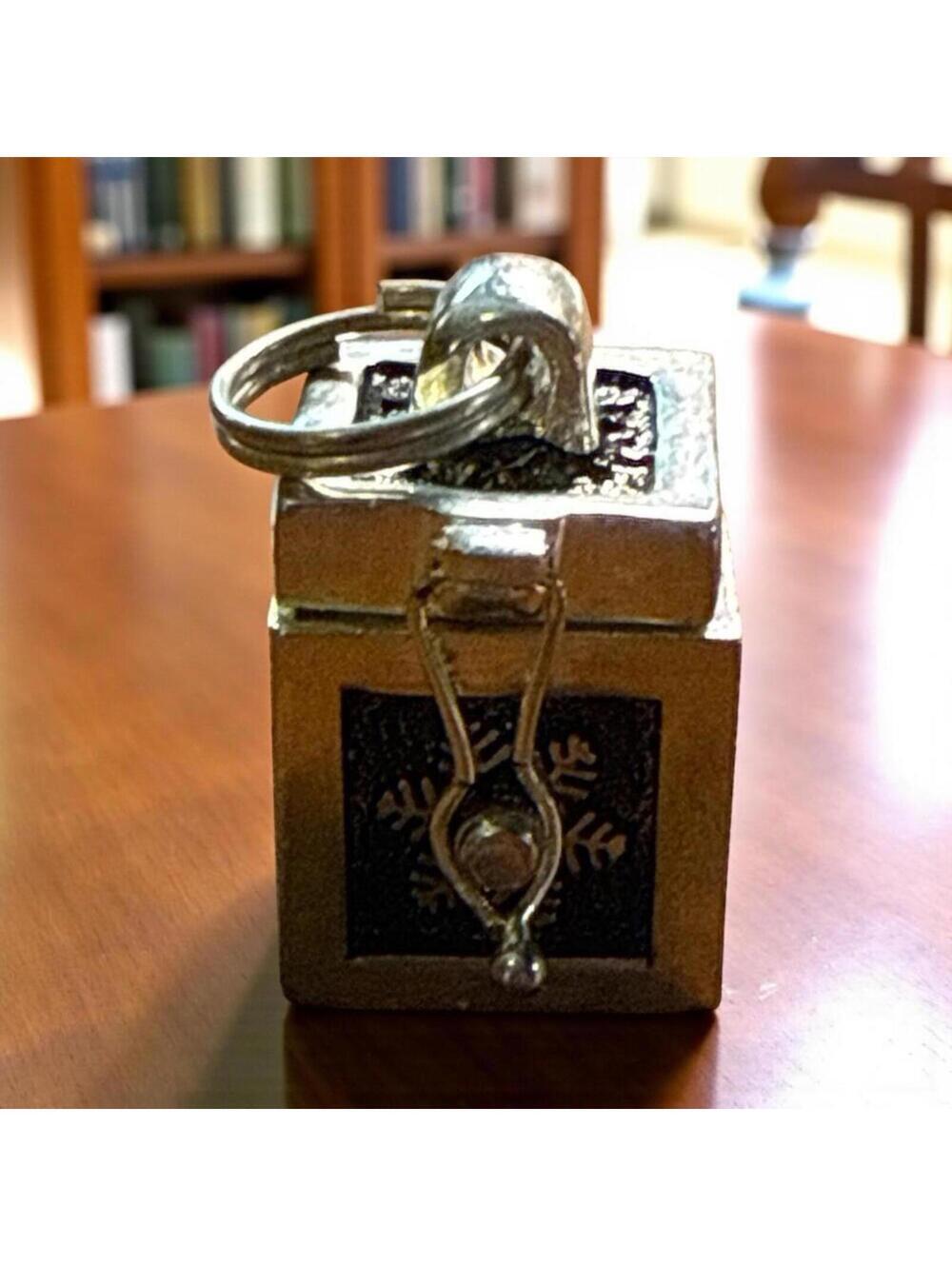 Ganz Miniature Prayer Wish Box Charm Pendant Hinged Lid Silver Tone Snowflakes